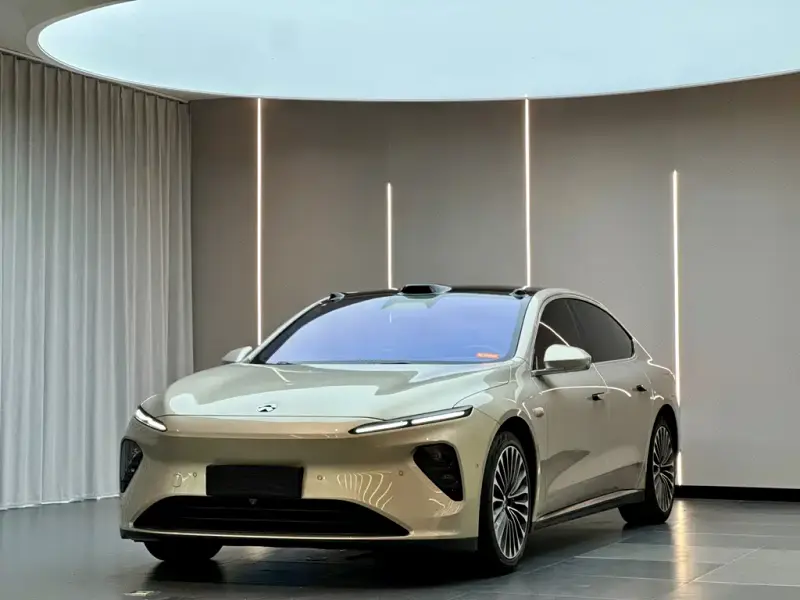 NIO ET7