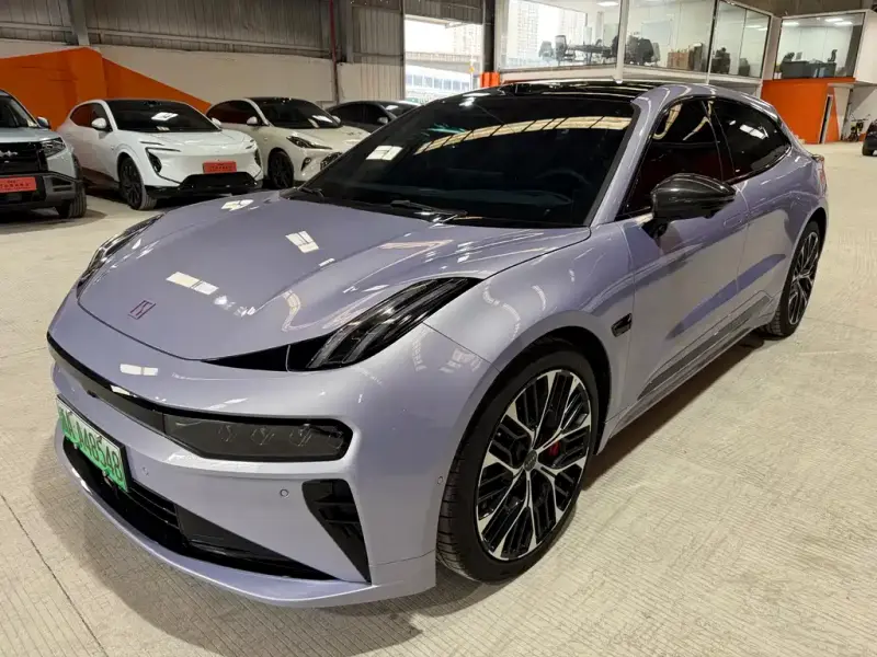 Zeekr 001