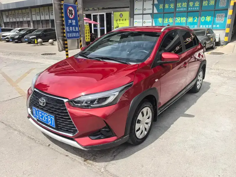 Toyota Yaris L