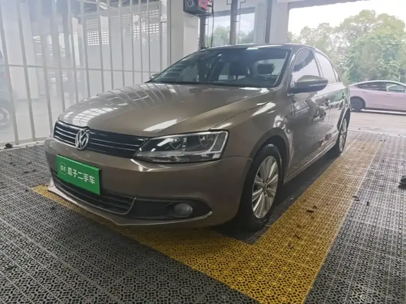 Volkswagen Sagitar