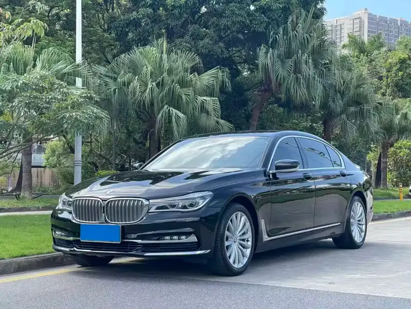 BMW 7-Series