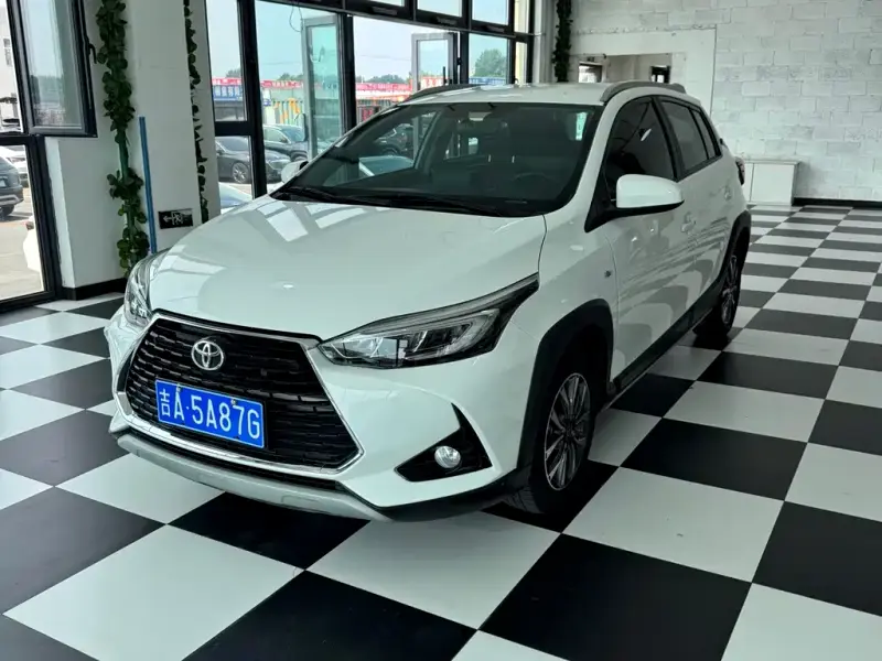Toyota Yaris L