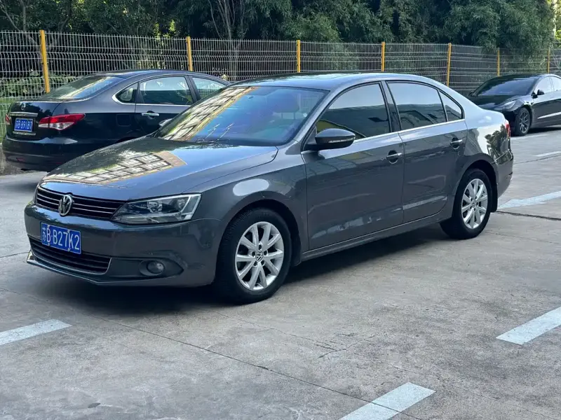 Volkswagen Sagitar