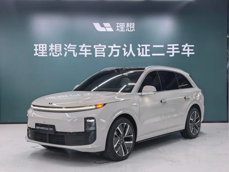 Li Auto L6