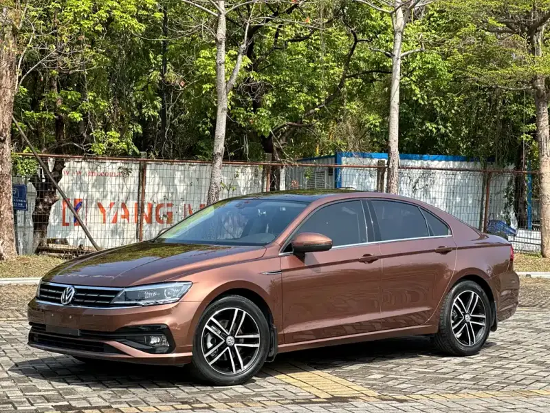 Volkswagen Lamando