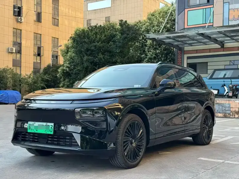 XPeng G9
