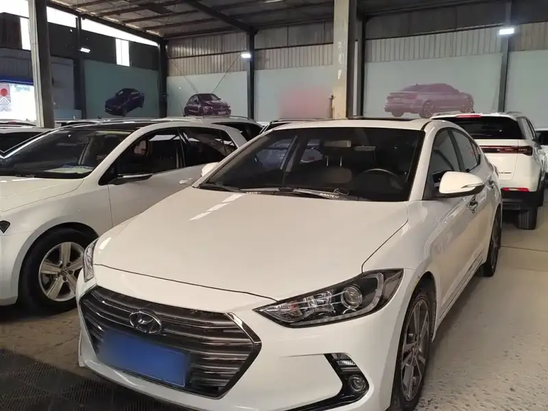 Hyundai Elantra