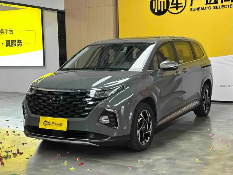 Hyundai Custo
