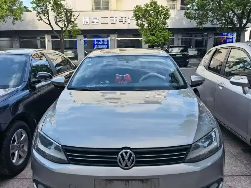 Volkswagen Sagitar