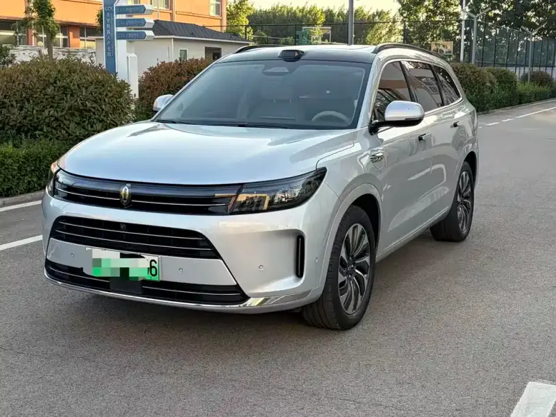 AITO M7