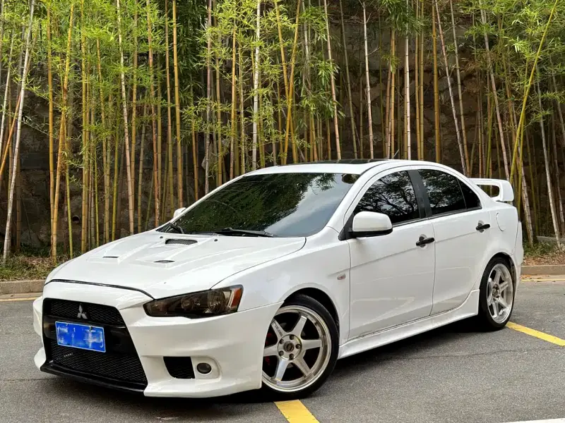 Mitsubishi Lancer EX