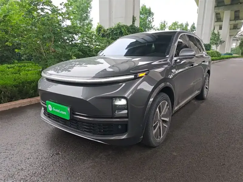 Li Auto L8