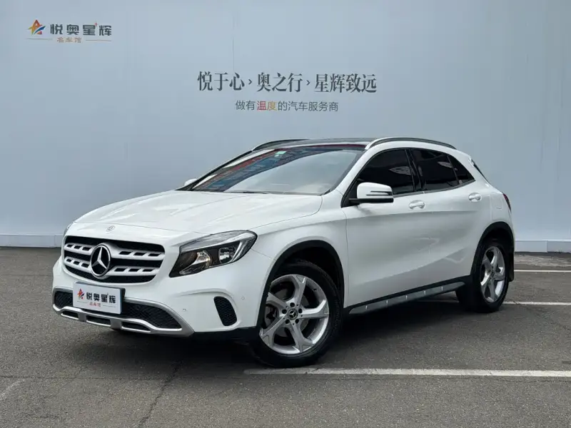 Mercedes-Benz GLA