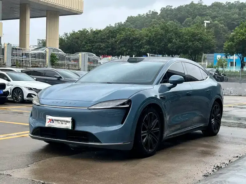 Luxeed Zhijie R7