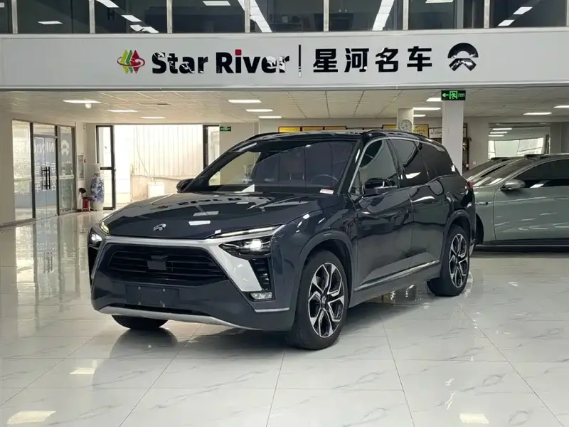 NIO ES8