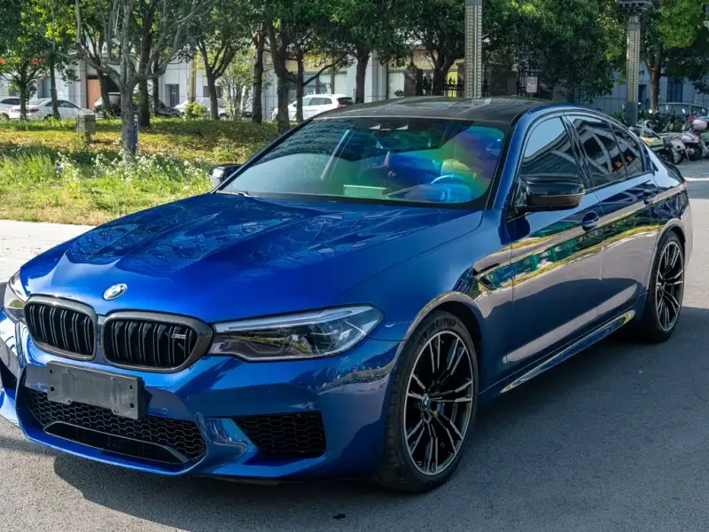 BMW M5