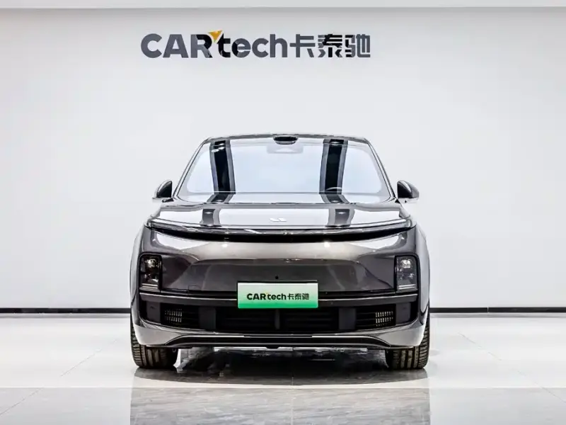 Li Auto L8