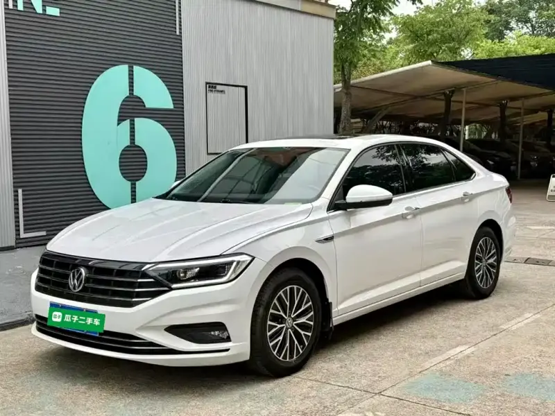 Volkswagen Sagitar