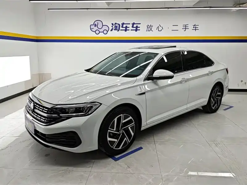 Volkswagen Sagitar