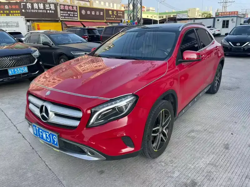 Mercedes-Benz GLA