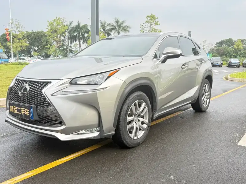 Lexus NX