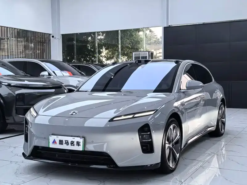 NIO ET5T