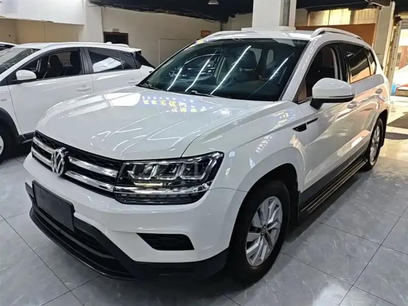 Volkswagen Tharu