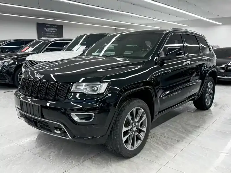Jeep Grand Cherokee (Import)