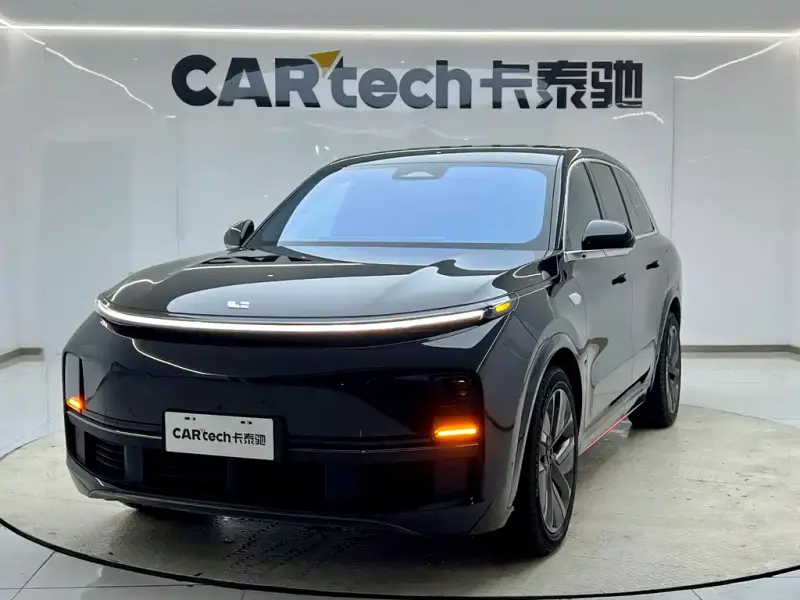 Li Auto L8