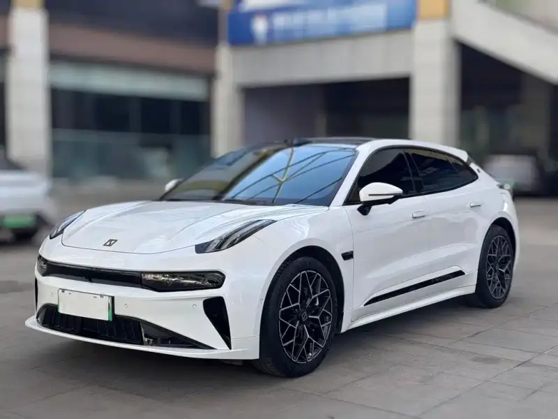 Zeekr 001