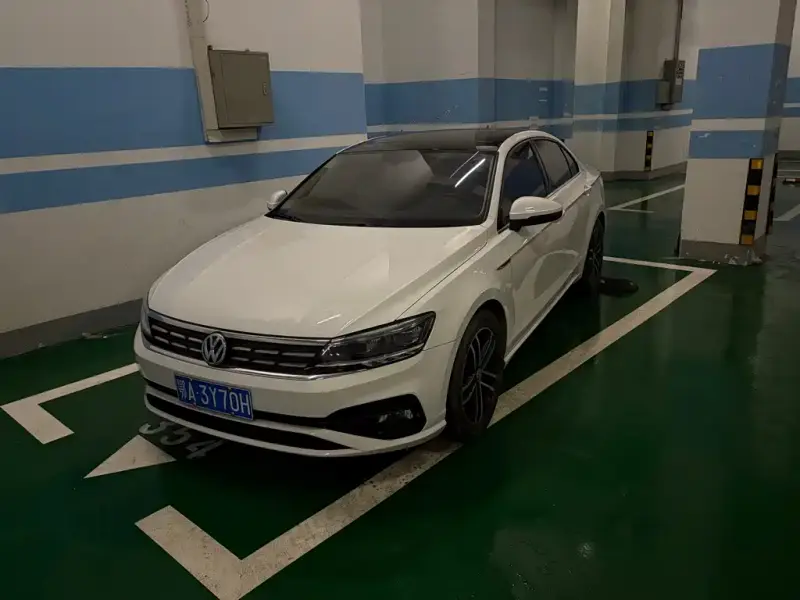 Volkswagen Lamando