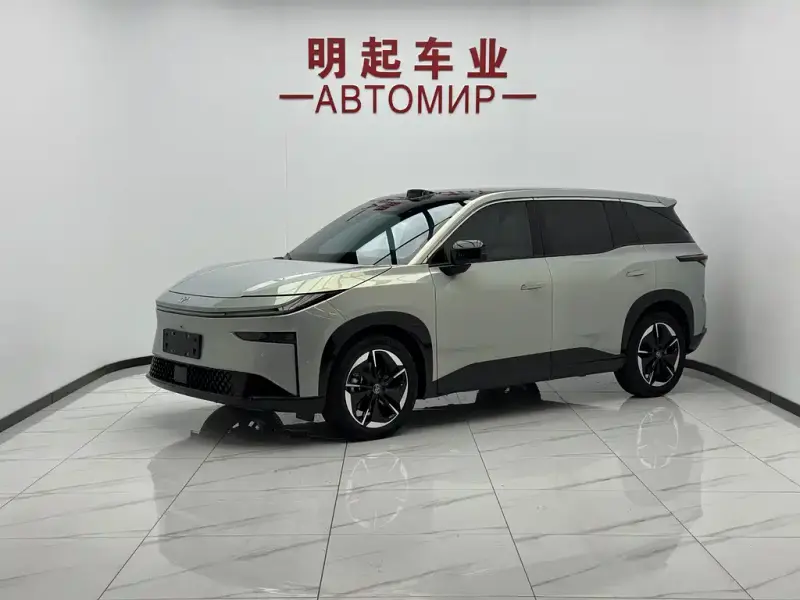 Toyota Bozhi 3X
