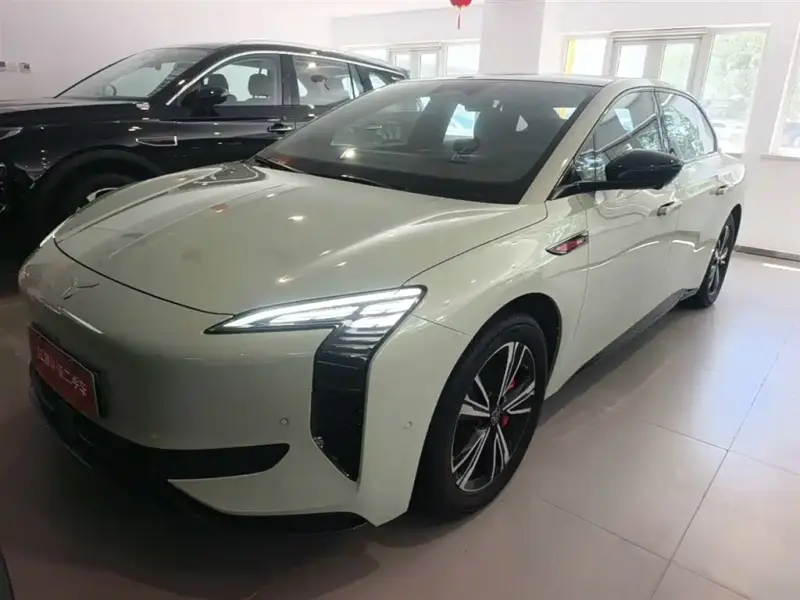 Hongqi EH7