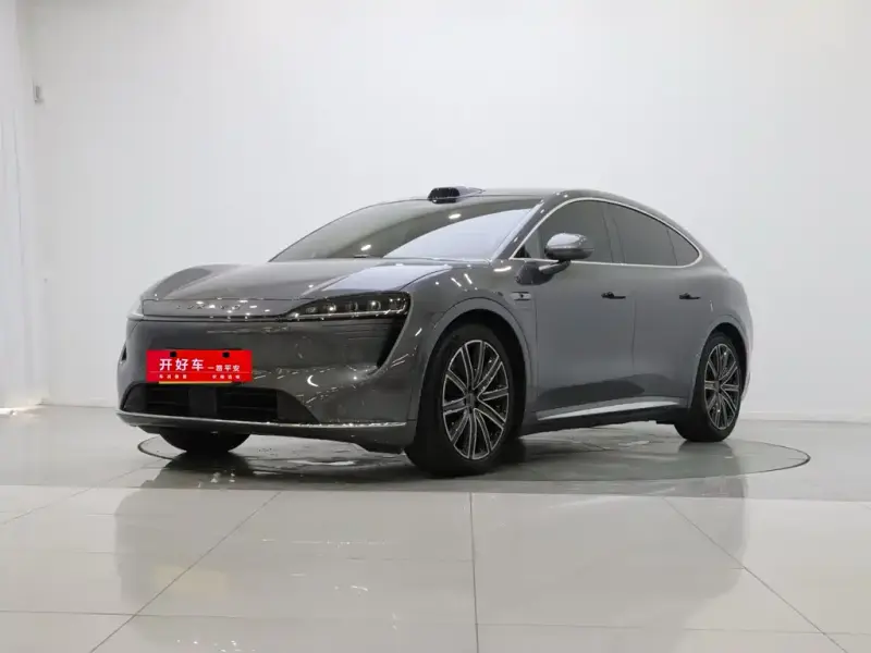 Luxeed Zhijie R7