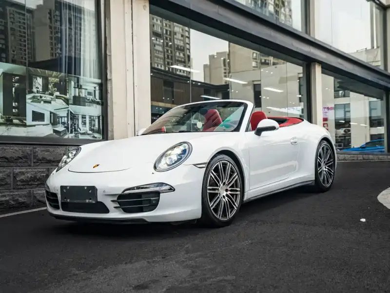 Porsche 911