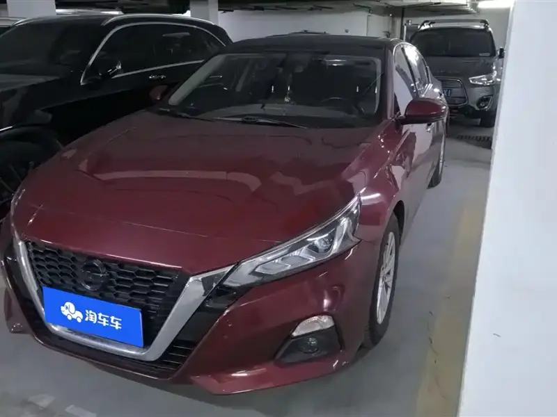Nissan Teana