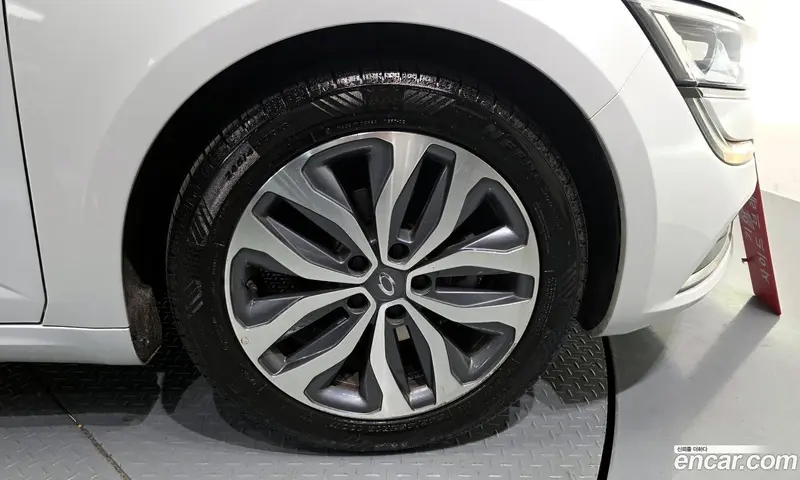 Renault-KoreaSamsung Talisman (SM6)