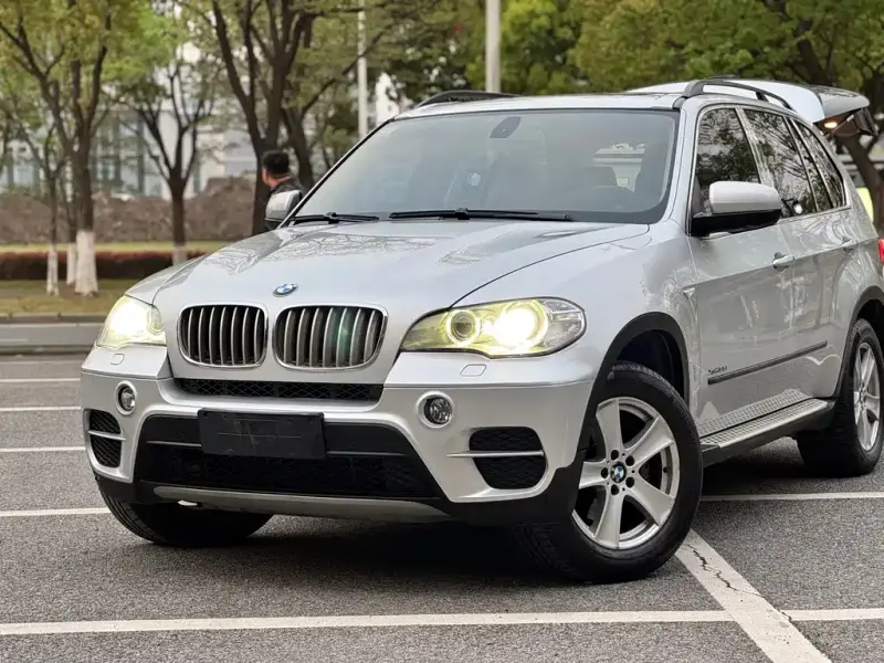 BMW X5 (Import)