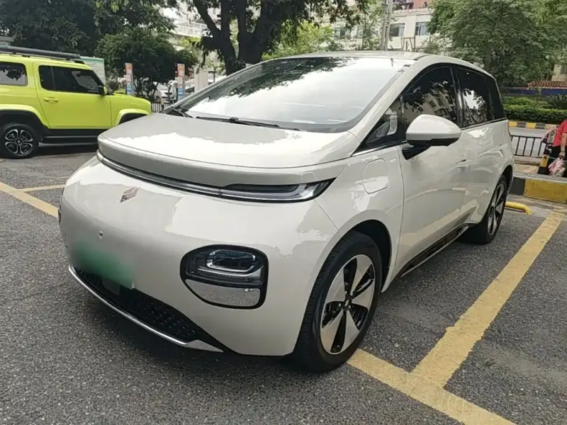 Baojun Cloud (Yunduo)
