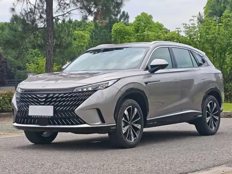 Roewe MG HS (RX5)