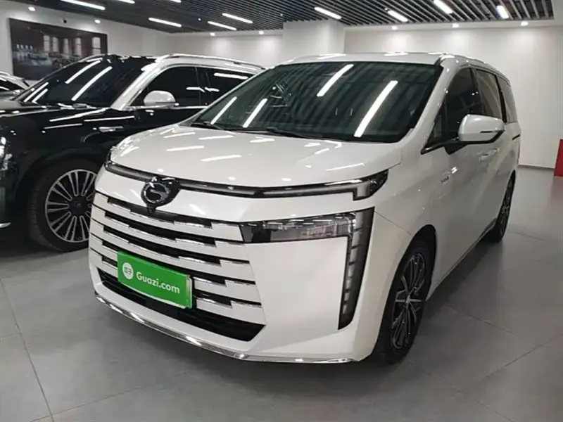 GAC Motor E8 PHEV