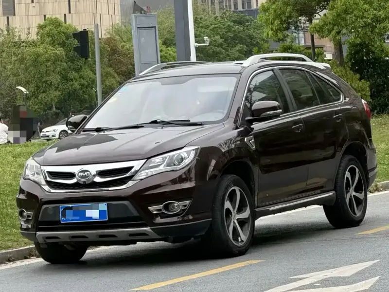 BYD S7