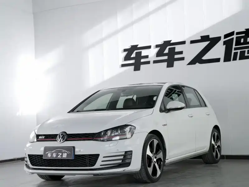 Volkswagen Golf GTI