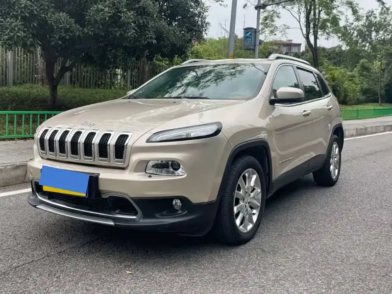 Jeep Cherokee (Import)
