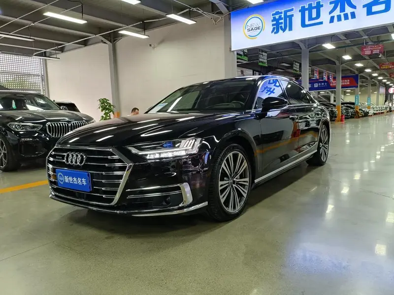 Audi A8