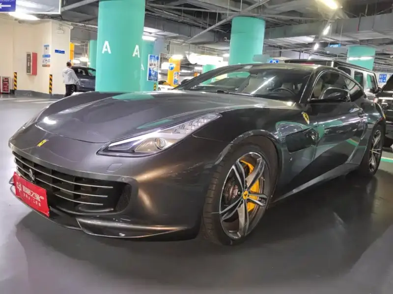 Ferrari GTC4Lusso