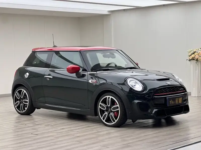 MINI Mini JCW