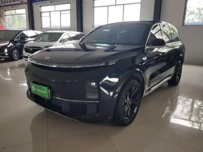 Li Auto L8