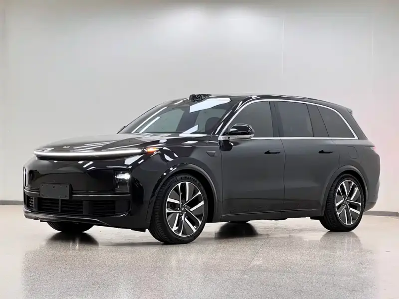 Li Auto L8