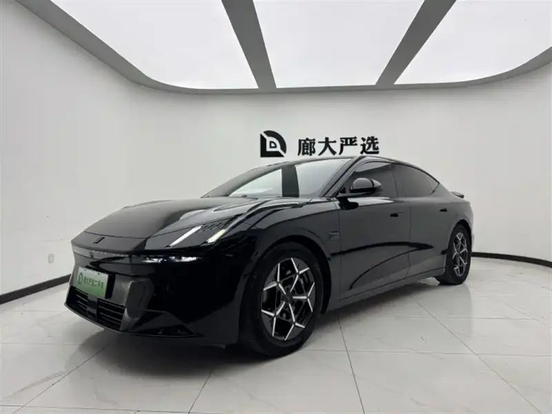 Lynk & Co Z10